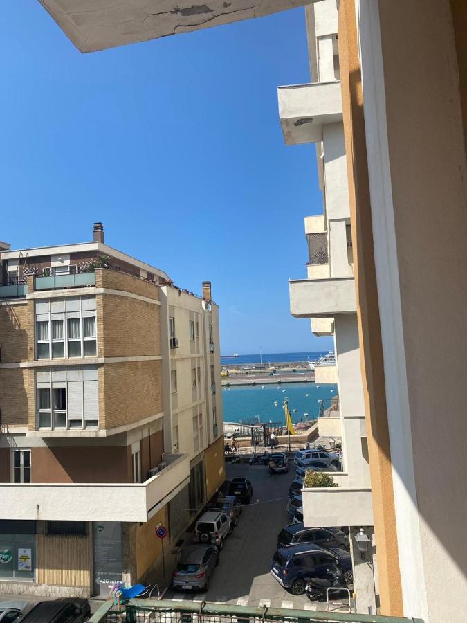 Md House Bed & Breakfast Civitavecchia Bagian luar foto